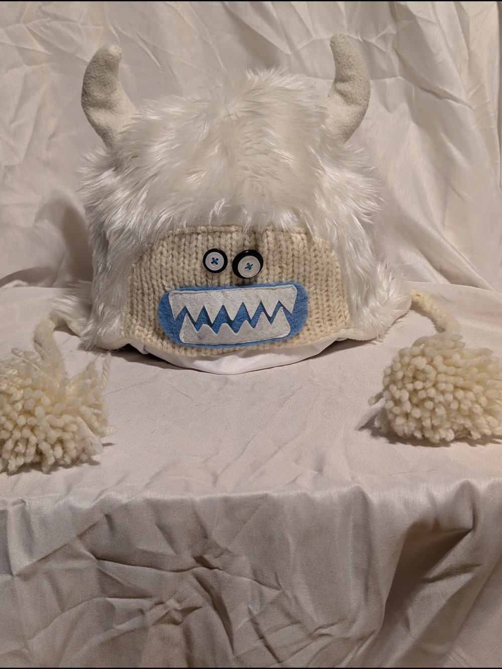 Delux Knitwits Yeti Hat with Pom-Pom Ties